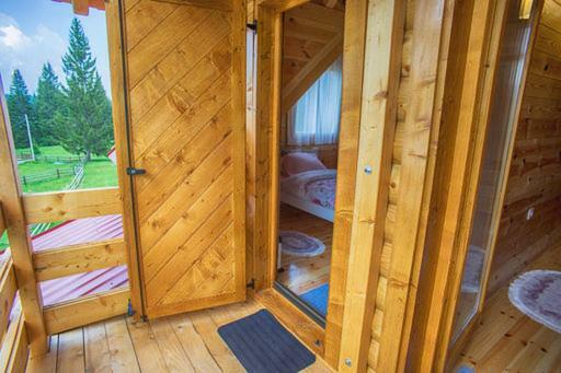 Guest House Mickovic Žabljak エクステリア 写真