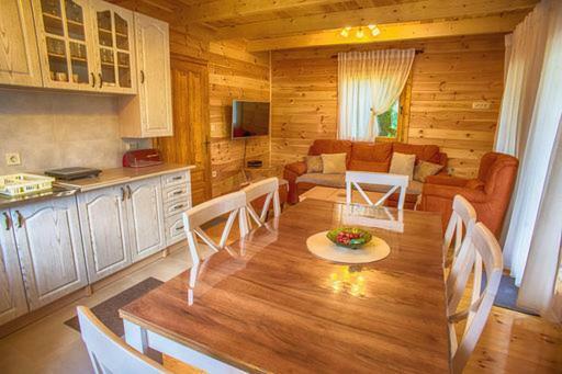 Guest House Mickovic Žabljak エクステリア 写真